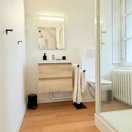 Proche Cathedrale Saint-pierre-et-saint-paul - L'echappee Nantaise * Ναντ